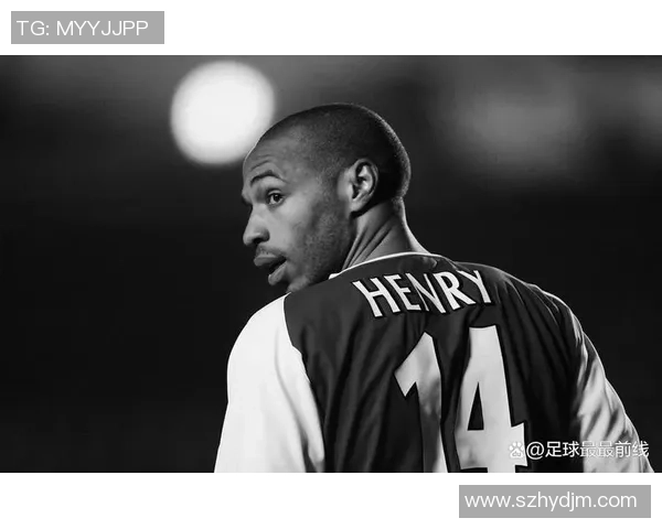 足球球星身着西服展现魅力气质 突破运动界限的时尚新风潮